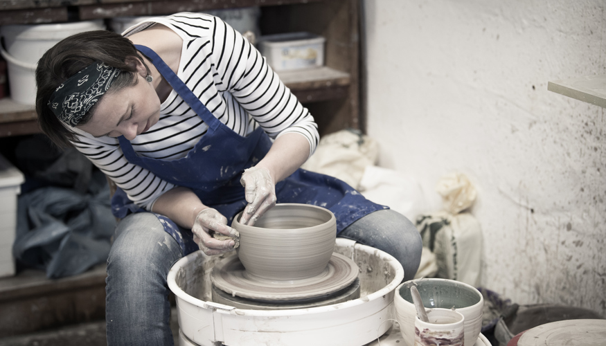 Throwing bowls Pauline Beautyman SEA DRIFT POTTERY.jpg