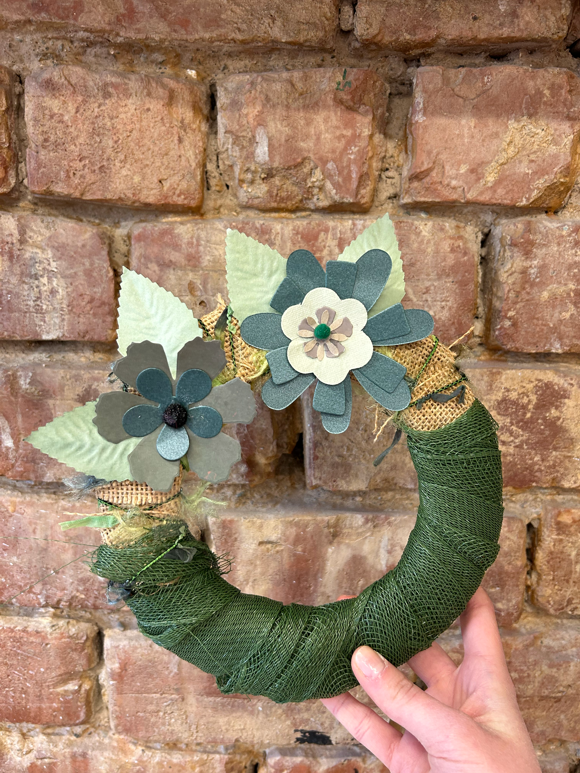 3D Flower Making, Inspired By Caroline Hemming’S ‘June Hedgerow’, Hosted By Lily Vaughan At Dunoon Burgh Hall, April 2024, Credit CHARTS(2)