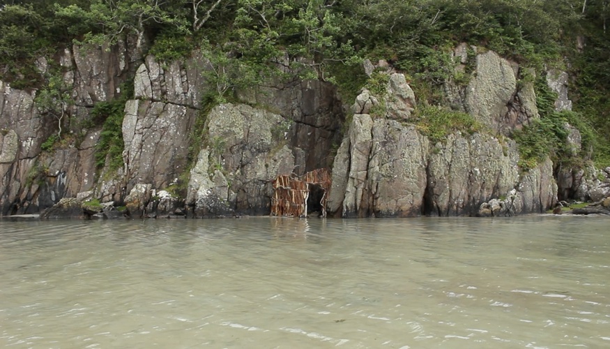 JEMIMA HALL - SEAWEED SHELTER 2.2.jpg