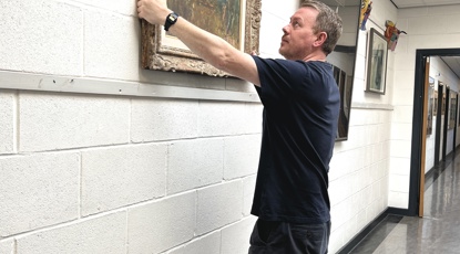 Reconnected, Sam Kilday De Installing Artwork At Dunoon Grammar, 18.09.24, Credit CHARTS Rmckenna