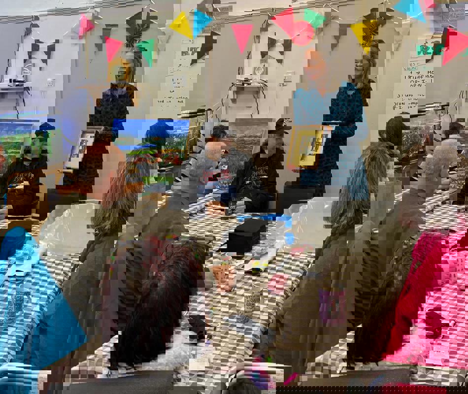 CC, Rmckenna, Looking At Topaz Art Work With Link Club Members, 20 November